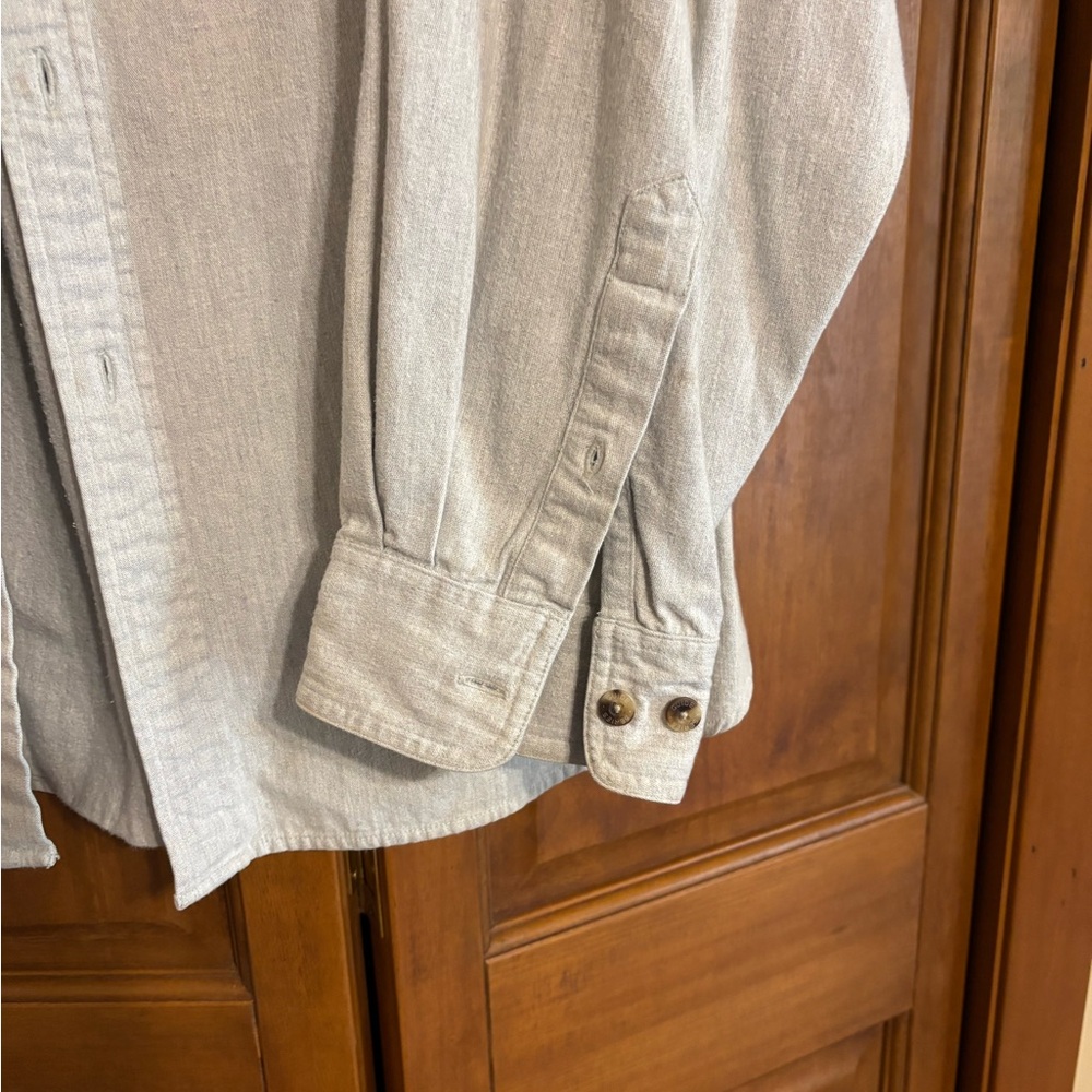 Guide Series Men's Light Gray Shirt - Picture 2 of 5